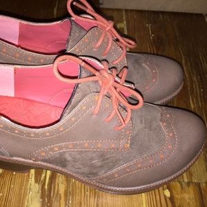 J-41 oxford wingtip vegan adventure shoes